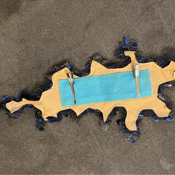 Gorgeous blue and beige lyrical costume with head piece. Medium child - Picture 7 of 8